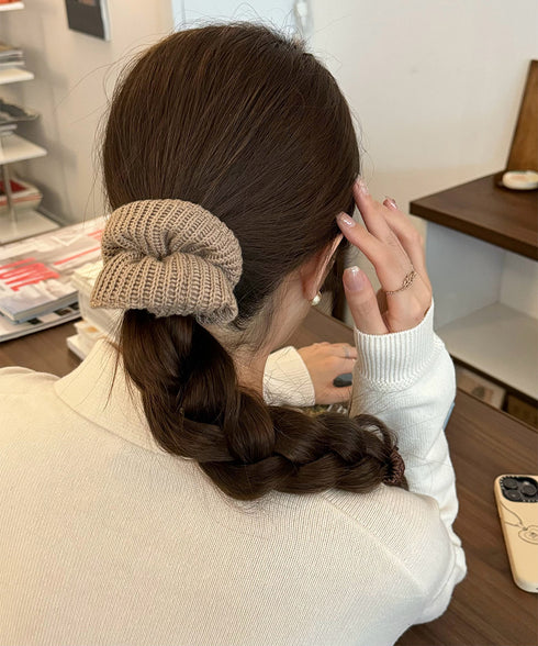 シュシュ 編み 秋冬 ニットヘアゴム レディース ヘアアレンジ 簡単髪留め 髪飾り まとめ髪 お団子 シンプル お洒落 フェミニン 大人 可愛い 女子会 99QNSP-011